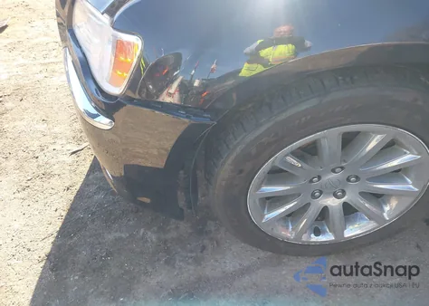 2013 Chrysler 300C z USA, uszkodzony, nr VIN 2C3CCAETXDH657410